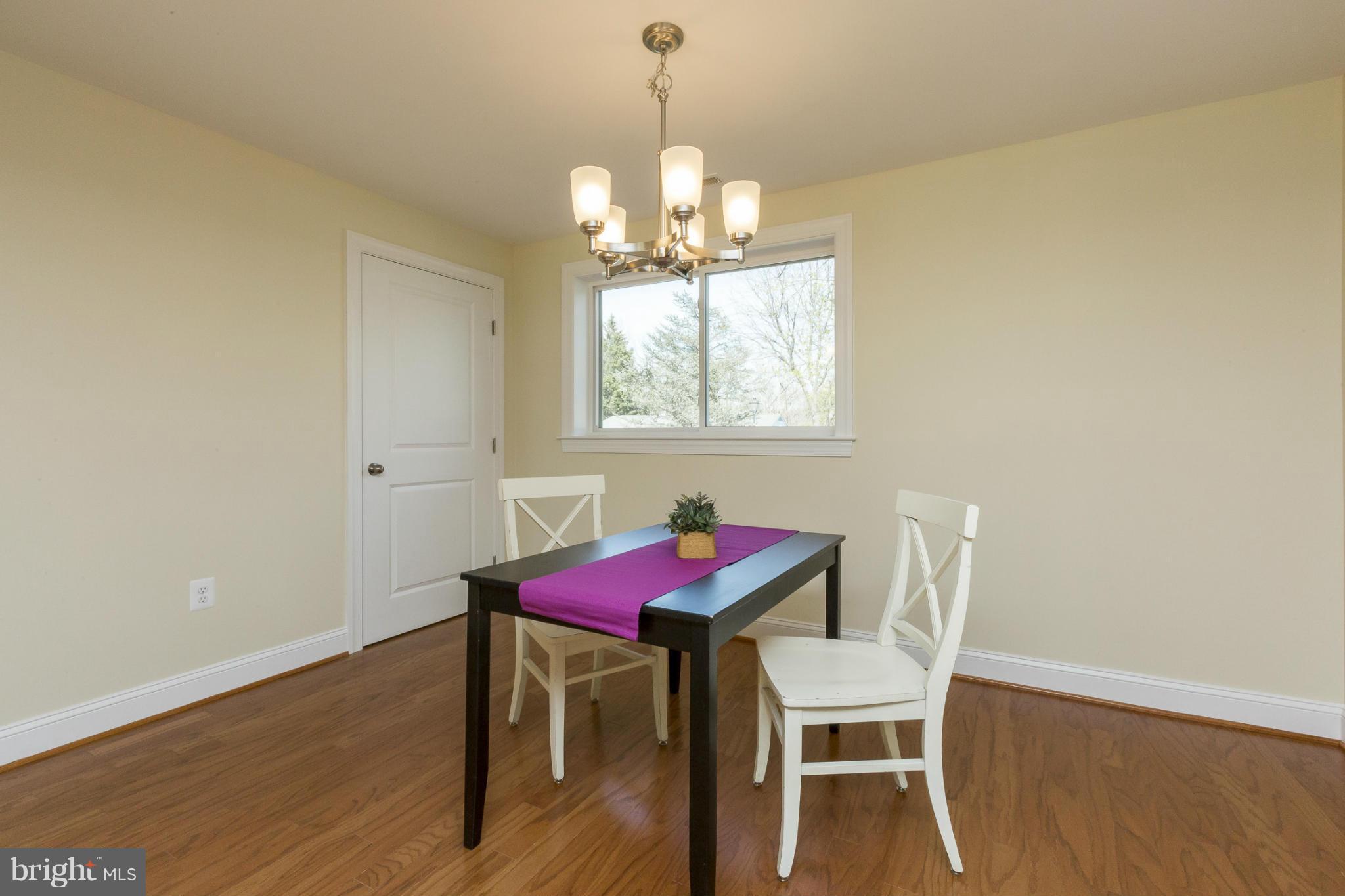816 Smoke Tree Road Baltimore, MD 21208 - Photo 25 of 30 Dining Room