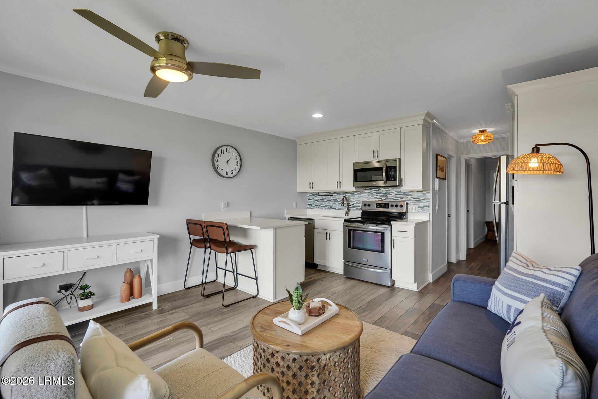 40 Folly Field Road, Unit 124A Hilton Head Island, SC 29928 - Photo 6 of 61 16-web-or-mls-DSC05164