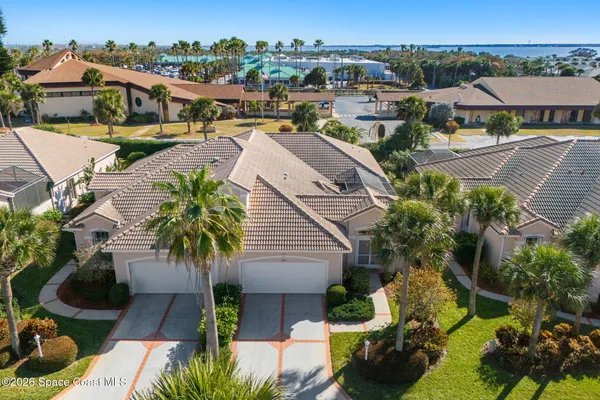 a picture of houses with outdoor space