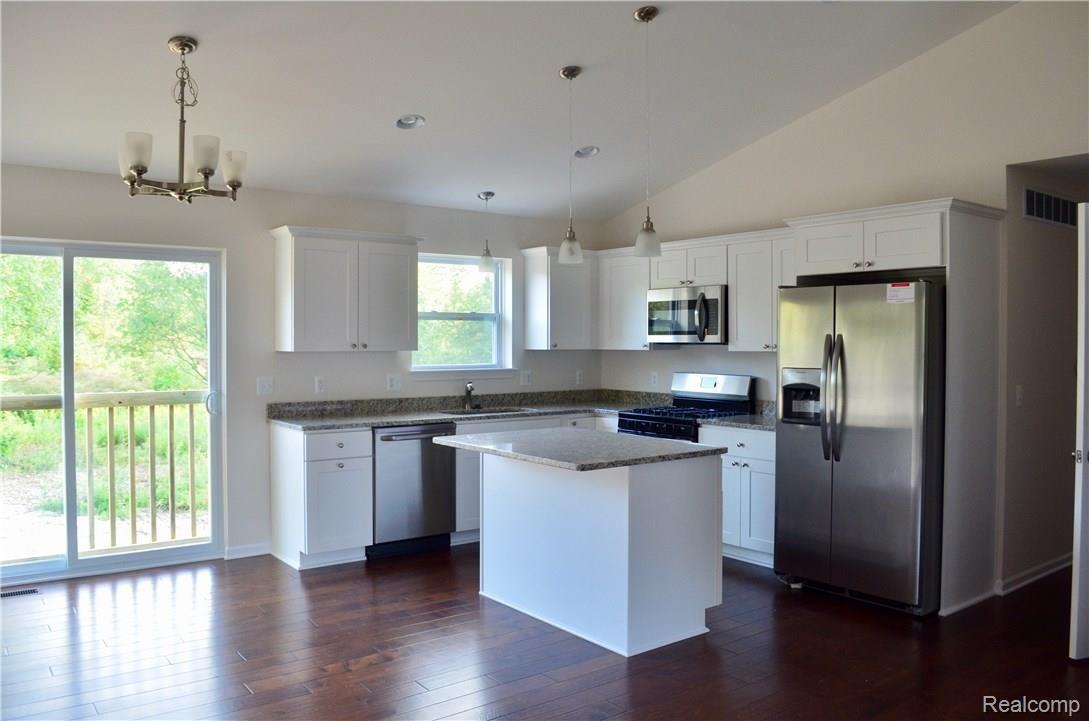 4620 East Clyde Road Howell, MI 48855 - Photo 3 of 14 Kitchen