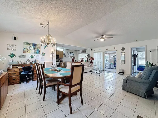 $200,000 | 7569 Heather Walk Drive, Weeki Wachee, FL 34613