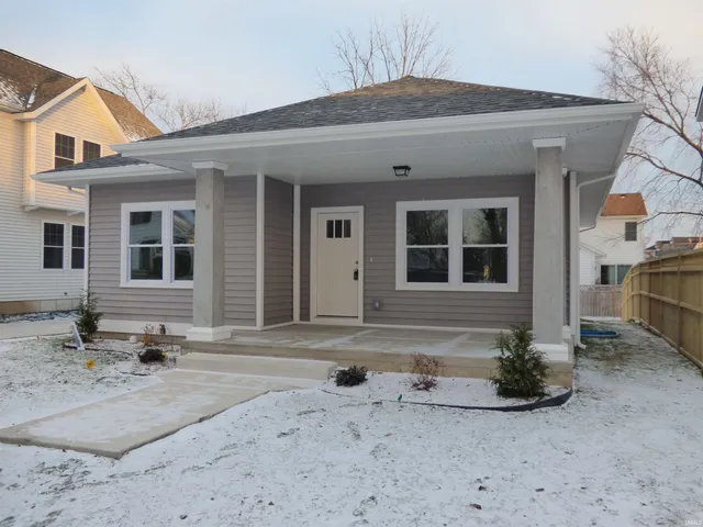 $175,000 | 726 Turnock Street, South Bend, IN 46617