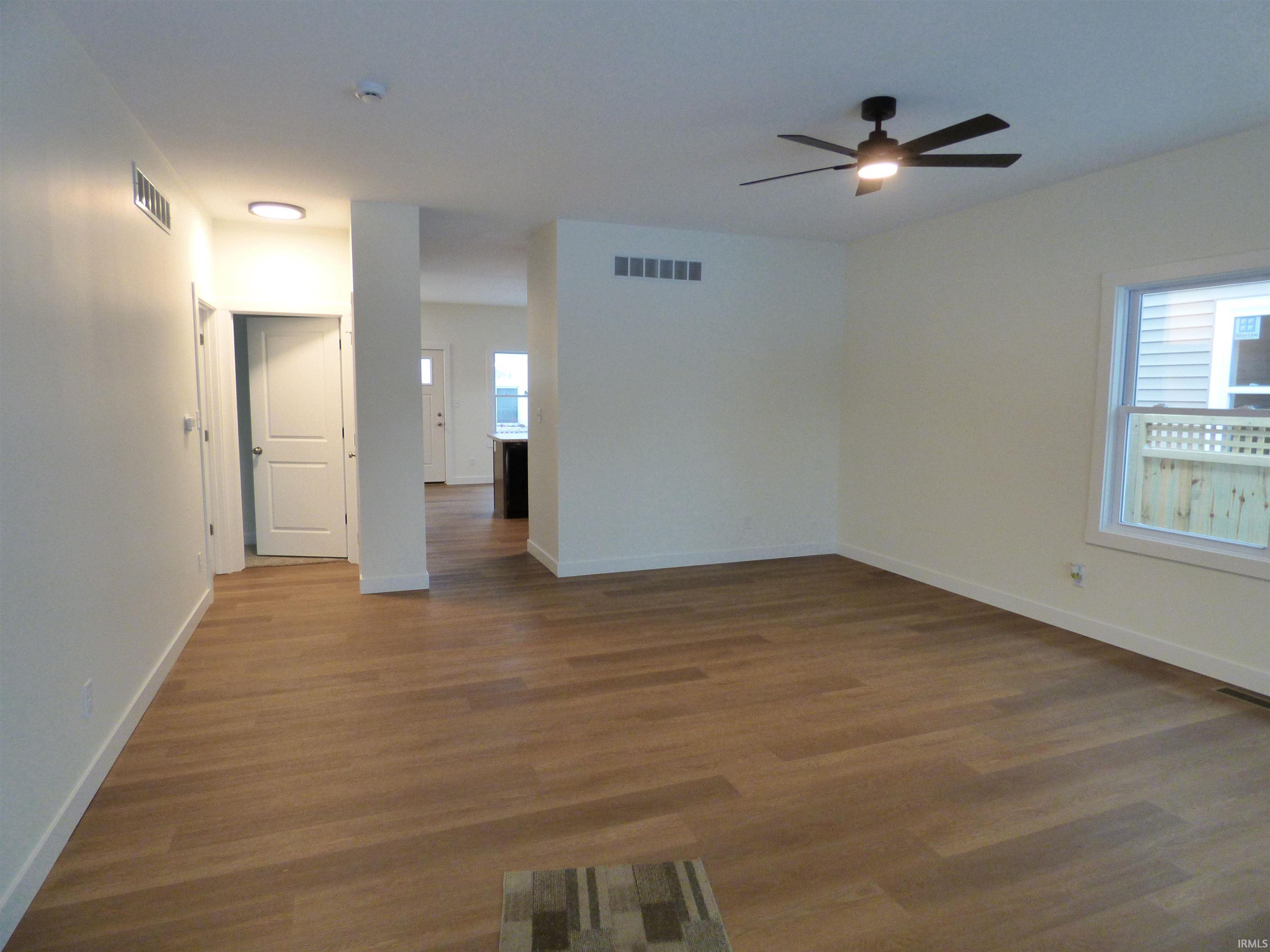 726 Turnock Street South Bend, IN 46617 - Photo 3 of 18