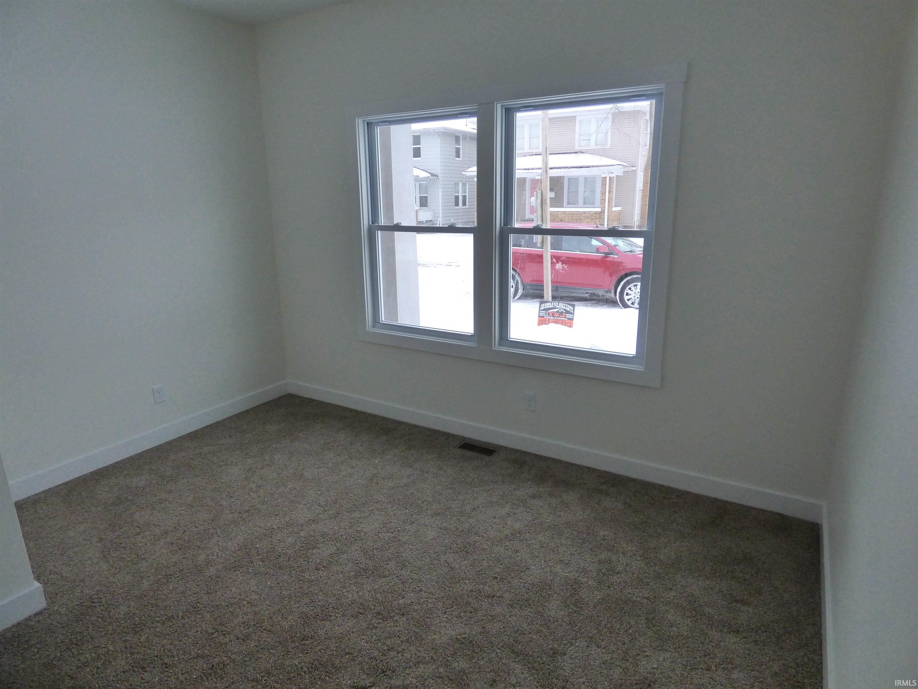 726 Turnock Street South Bend, IN 46617 - Photo 4 of 18