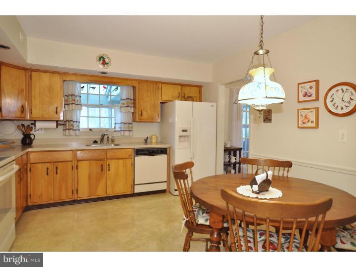 524 Upper Weadley Road Wayne, PA 19087 - Photo 6 of 25