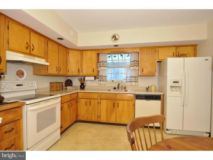 524 Upper Weadley Road Wayne, PA 19087 - Photo 7 of 25