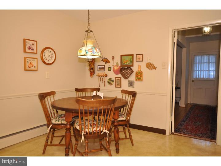 524 Upper Weadley Road Wayne, PA 19087 - Photo 8 of 25
