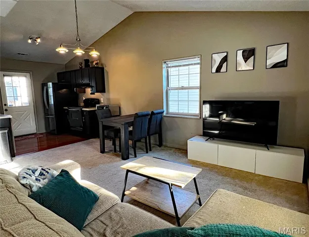 $138,000 | 1438 Peacock Lane, Brentwood, MO 63144