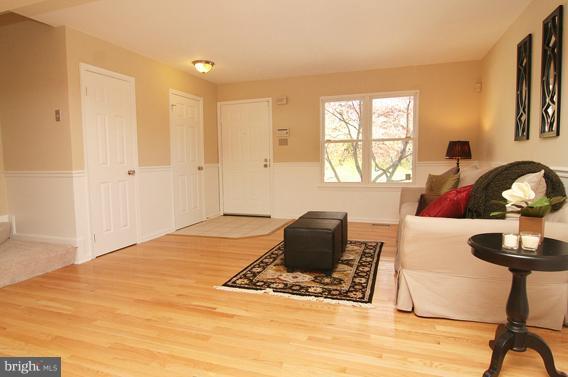 1137 Ingate Road, Unit 1137 Halethorpe, MD 21227 - Photo 2 of 26 Living Room