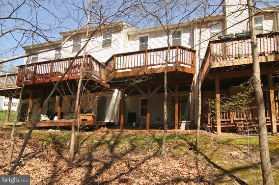 1137 Ingate Road, Unit 1137 Halethorpe, MD 21227 - Photo 5 of 26 Exterior (Rear)