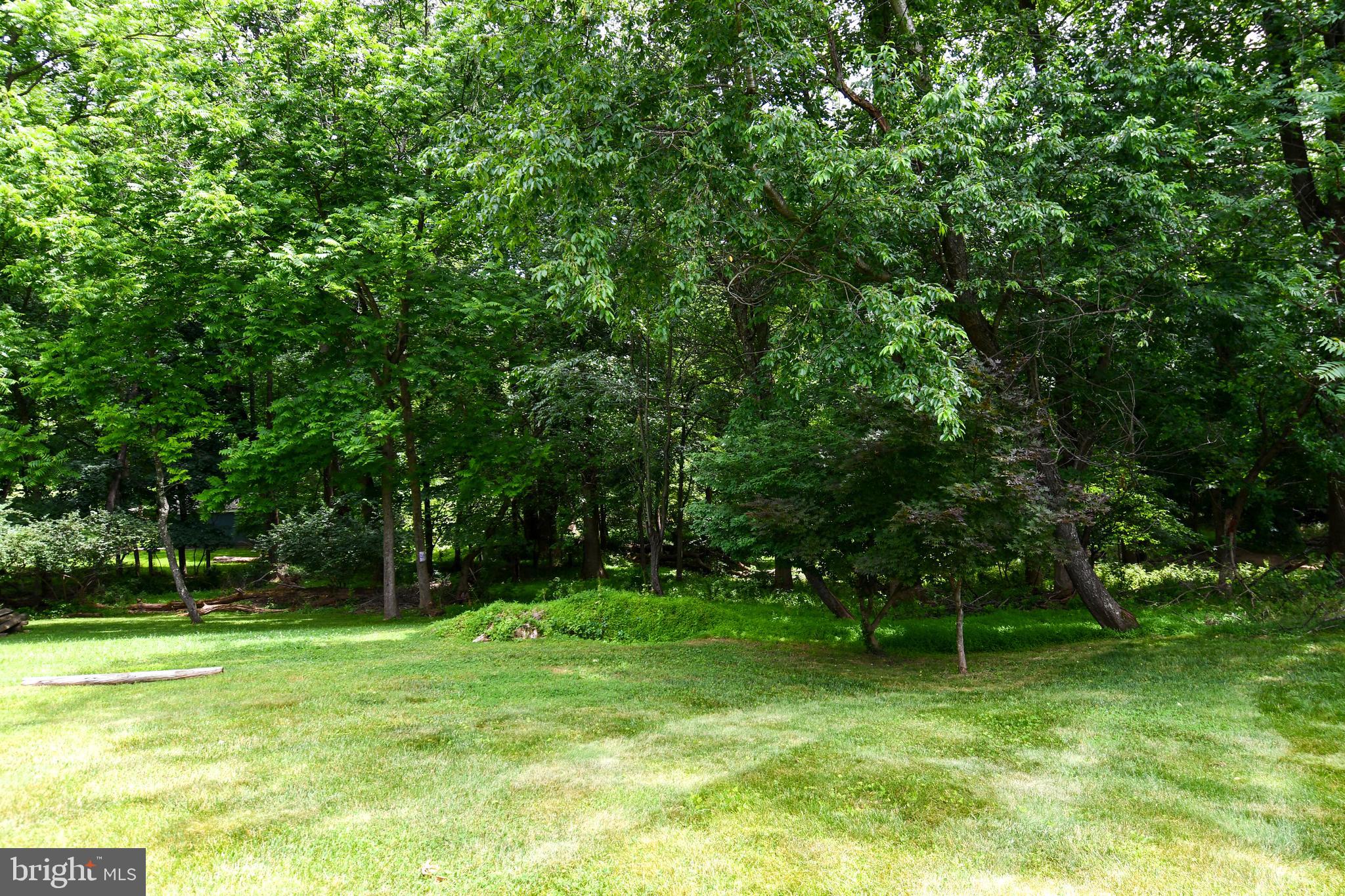 24909 Woodfield School Road Gaithersburg, MD 20882 - Photo 25 of 25