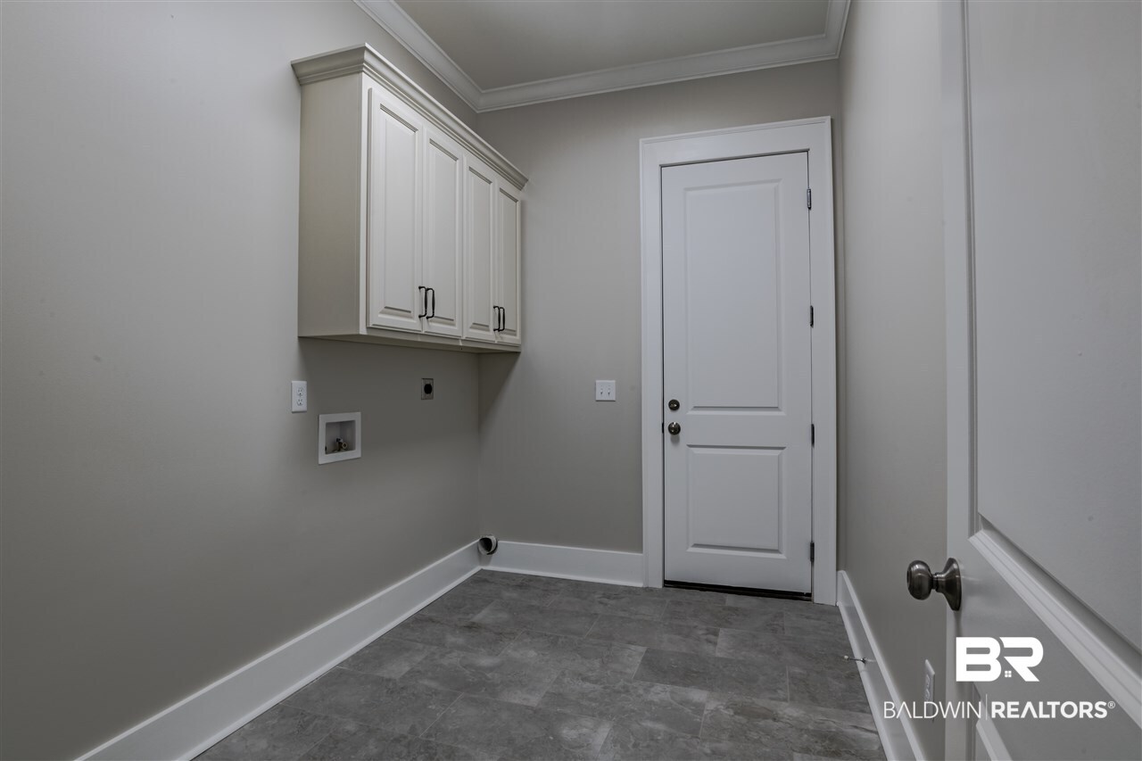 32090 River Cove Orange Beach, AL 36561 - Photo 19 of 28 Laundry