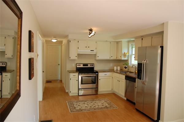 271 Scott Road Oakham, MA 01068 - Photo 4 of 20