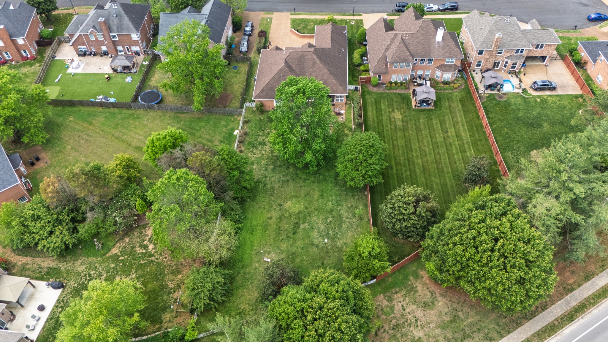 532 Bancroft Way Franklin, TN 37064 - Photo 40 of 48 an aerial view of residential houses with outdoor space and trees
