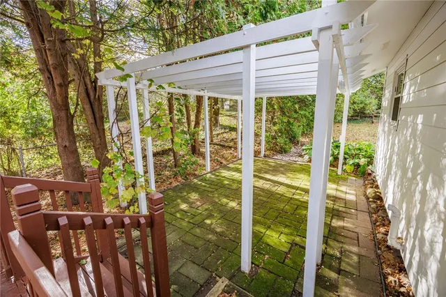 $320,000 | 1803 Middle Road, Rush, NY 14543