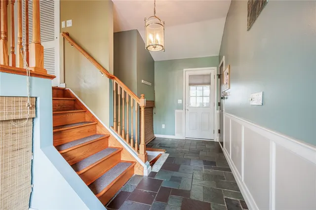 $320,000 | 1803 Middle Road, Rush, NY 14543