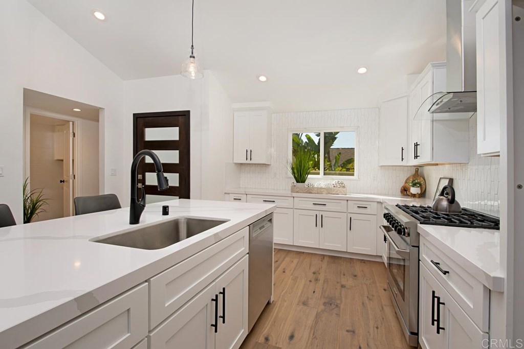 1861 Haymarket Road Encinitas, CA 92024 - Photo 5 of 33