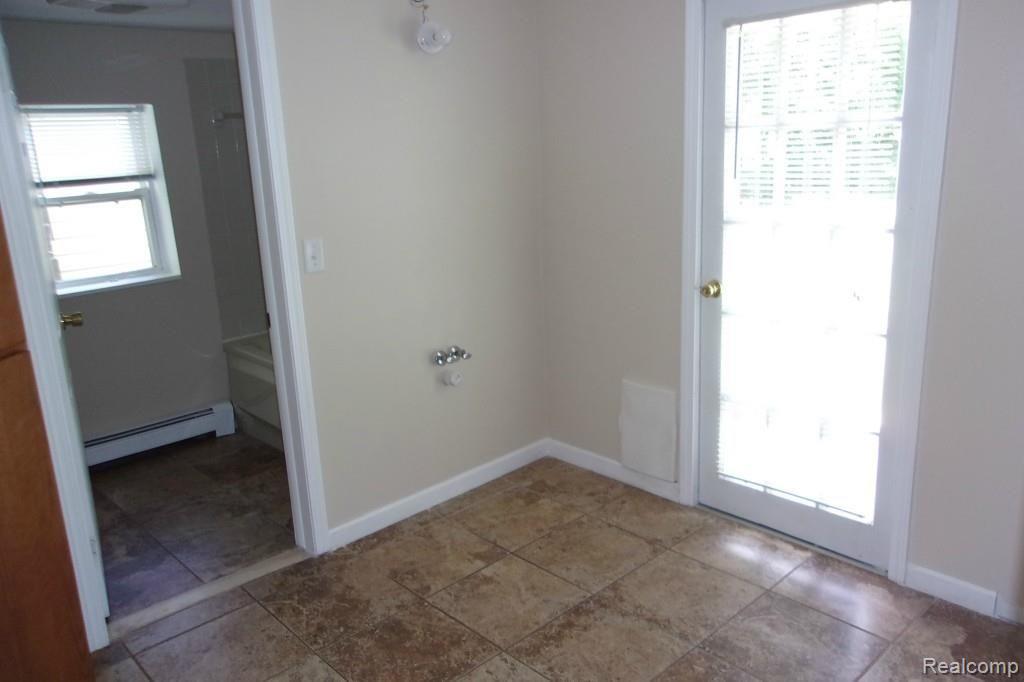 6128 Swartout Road Algonac, MI 48001 - Photo 28 of 37 100_1453.jpg