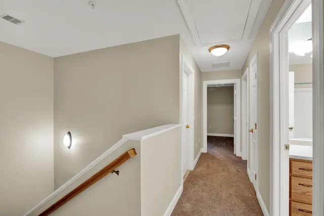 $3,200 | 8 Deborah Lane, Dover, NH 03820