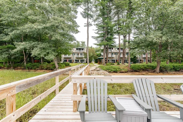 $3,200 | 8 Deborah Lane, Dover, NH 03820