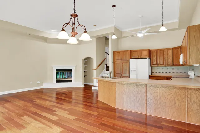 $3,200 | 8 Deborah Lane, Dover, NH 03820