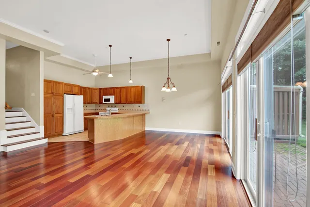 $3,200 | 8 Deborah Lane, Dover, NH 03820