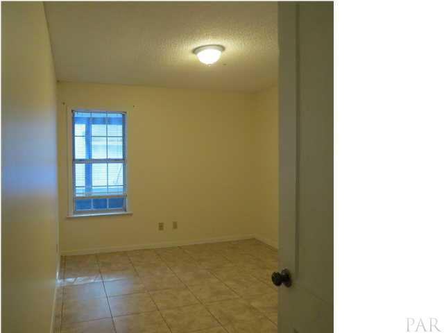 10023 Foxrun Road Pensacola, FL 32514 - Photo 12 of 20 Gallery Image 12