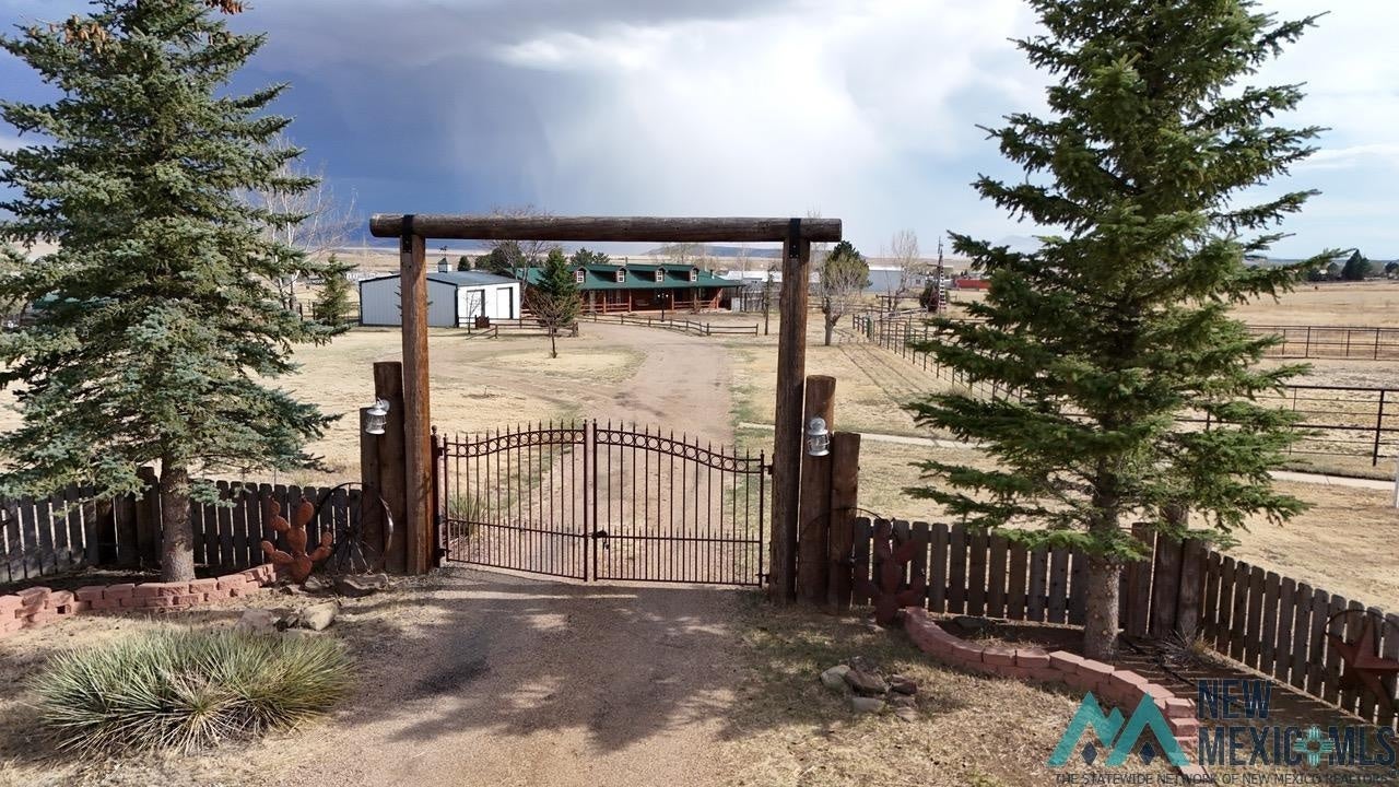 24 Black Mesa Road Raton, NM 87740 - Photo 4 of 40 Gallery Image 4