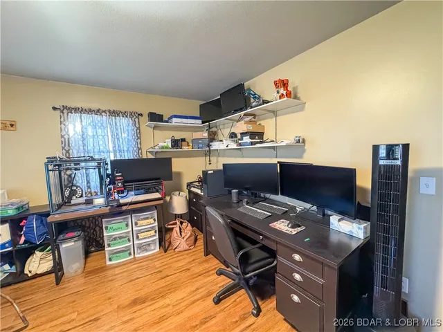 $299,900 | 617 Breckenridge Drive, Tipton, MO 65081