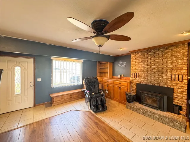 $299,900 | 617 Breckenridge Drive, Tipton, MO 65081