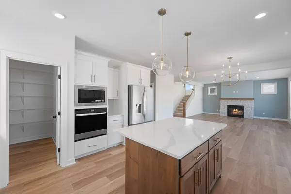 $735,339 | 7459 Waters Edge Avenue, Shakopee, MN 55379