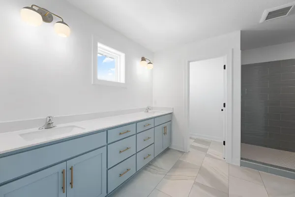 $735,339 | 7459 Waters Edge Avenue, Shakopee, MN 55379