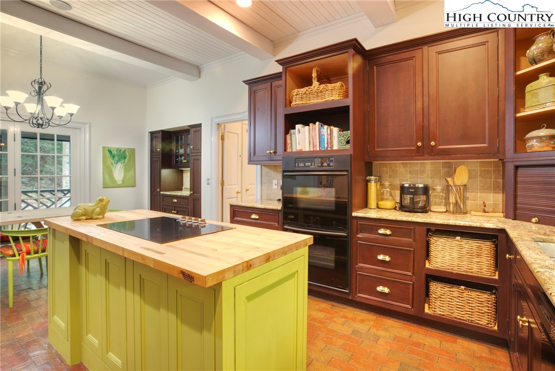 121 Turf Way Boone, NC 28607 - Photo 13 of 47 Gallery Image 13