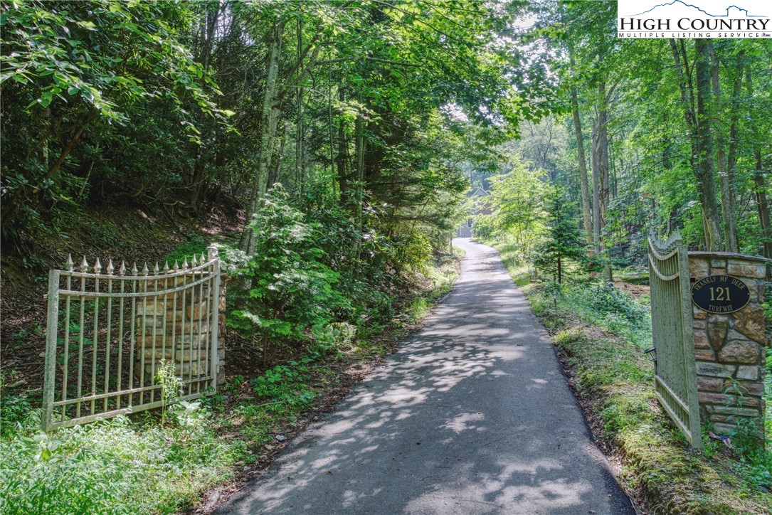 121 Turf Way Boone, NC 28607 - Photo 47 of 47 Gallery Image 47