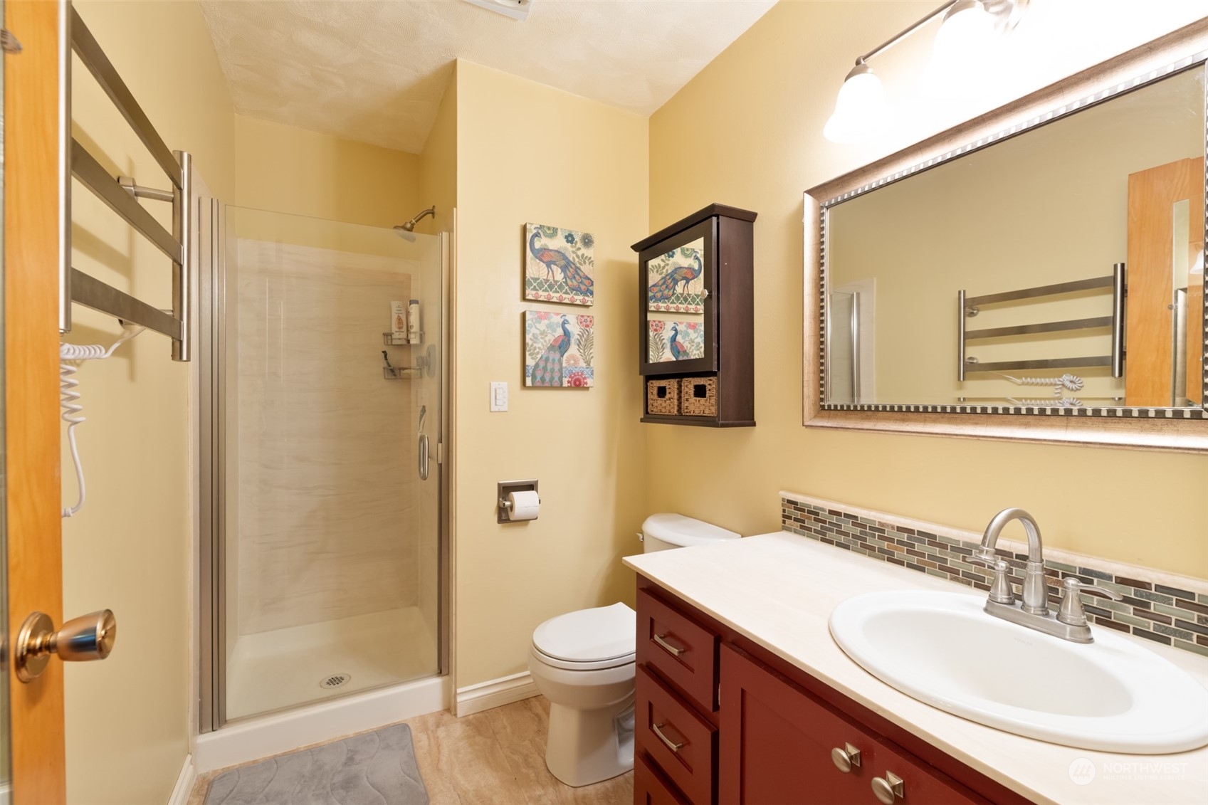 973 Koontz Road Chehalis, WA 98532 - Photo 18 of 25 a bathroom with a sink a toilet and shower