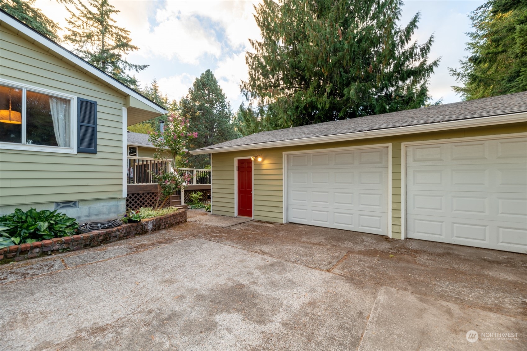 973 Koontz Road Chehalis, WA 98532 - Photo 5 of 25 a view of a house with a garage