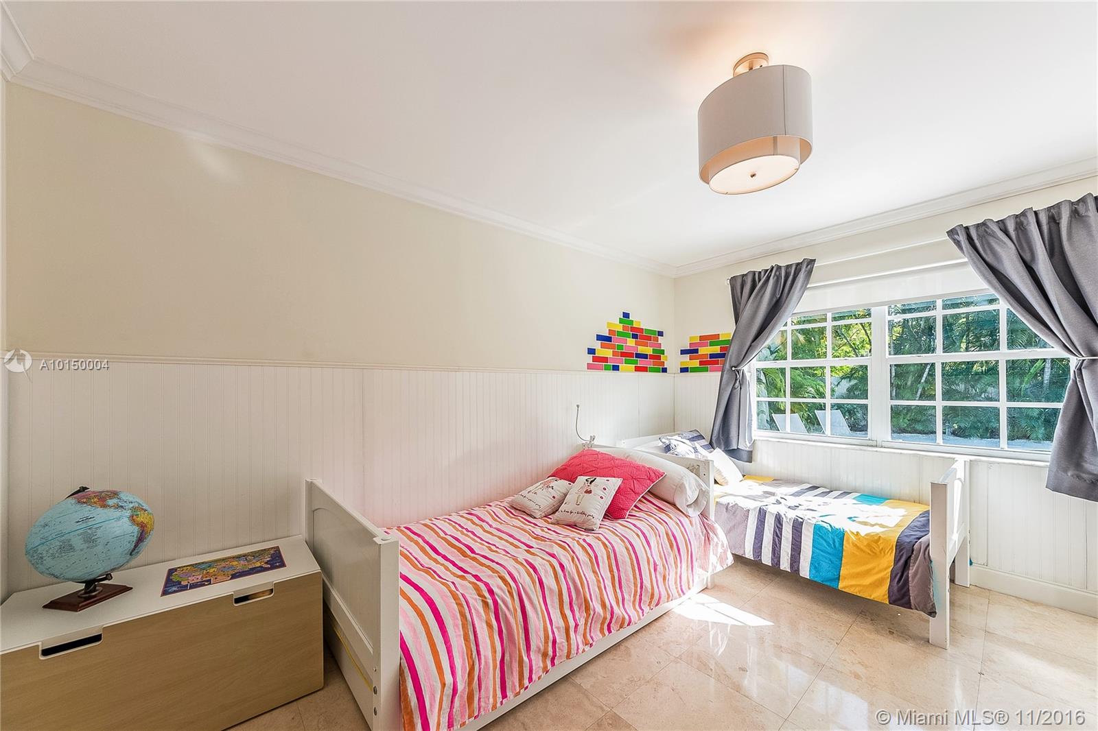 585 Glenridge Road Key Biscayne, FL 33149 - Photo 21 of 25