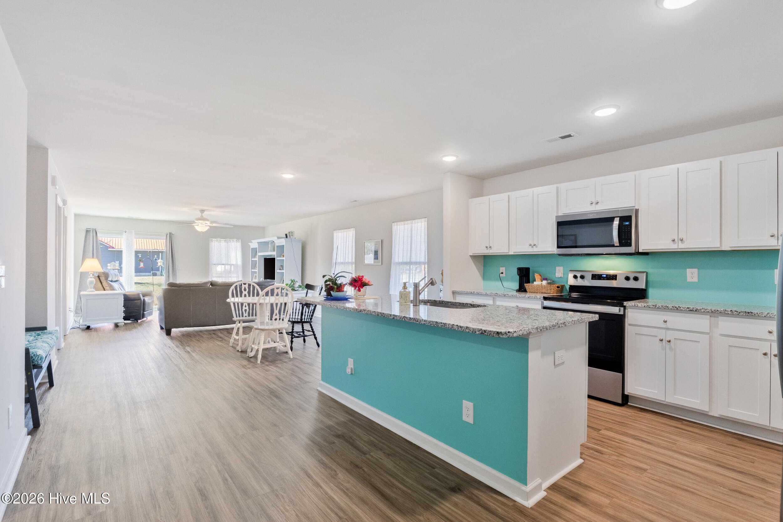 807 Fox Street Southwest Shallotte, NC 28470 - Photo 14 of 46 16_jms_34.1