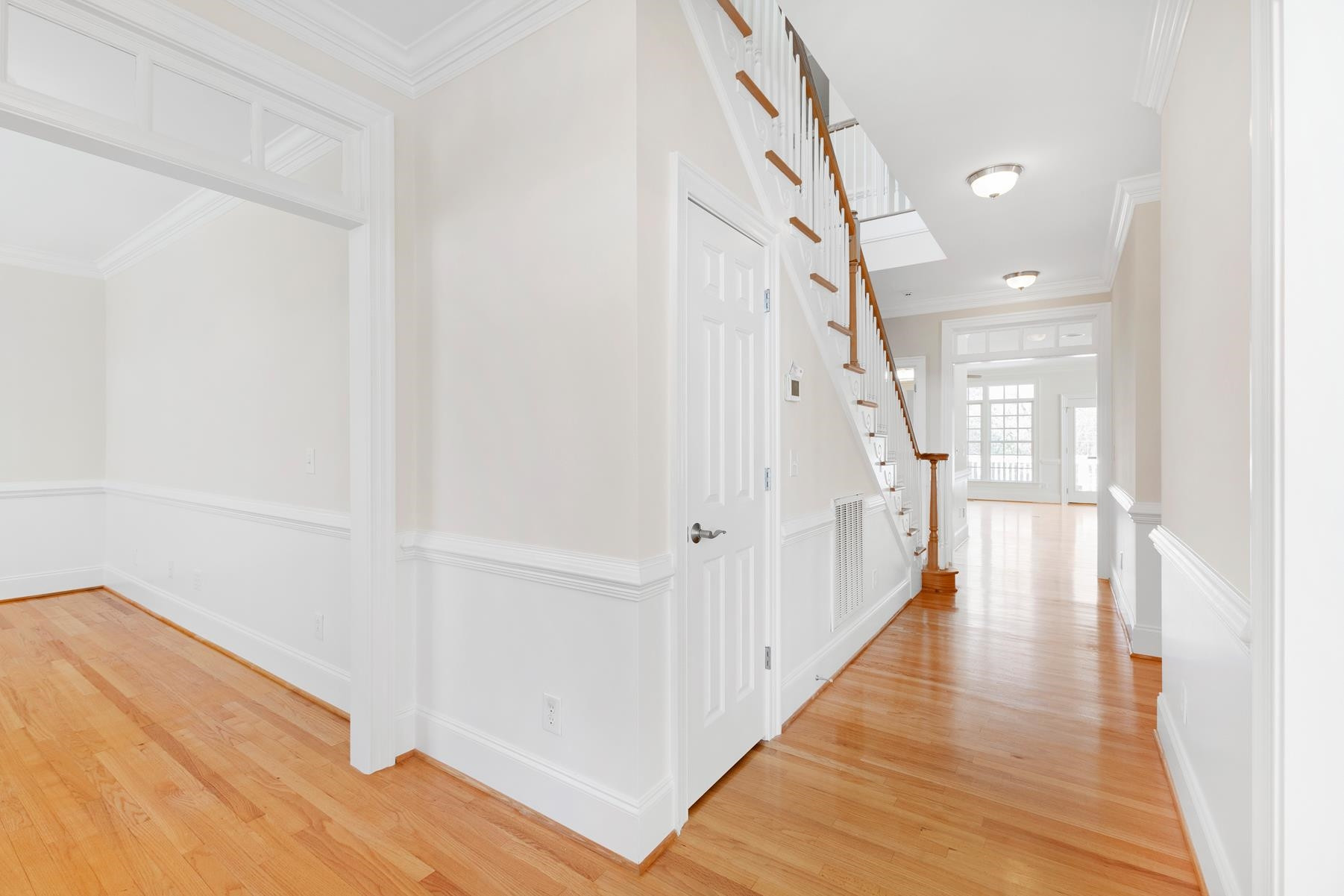 2713 Anderson Drive Raleigh, NC 27608 - Photo 9 of 43 Foyer