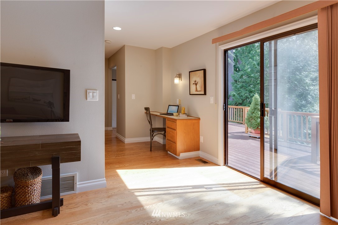 2636 242nd Place Southeast Bothell, WA 98021 - Photo 10 of 25