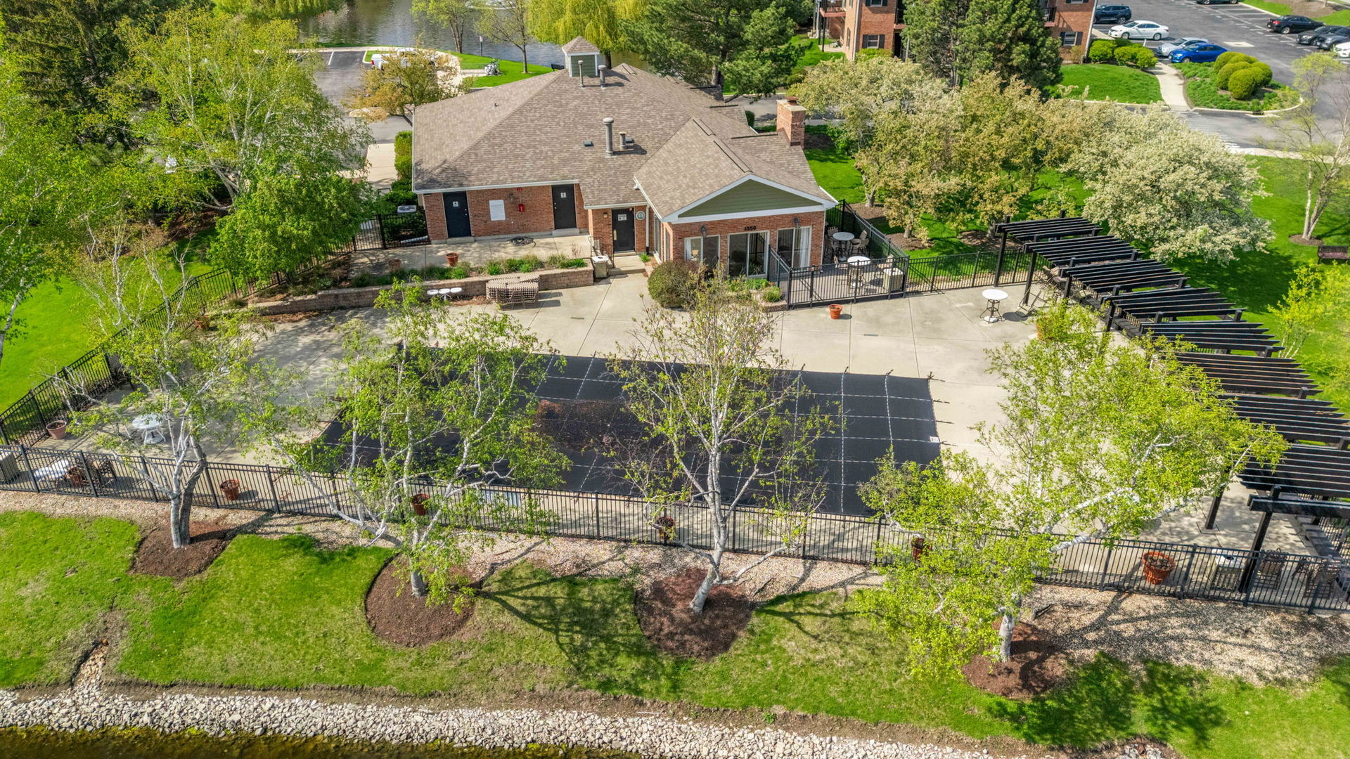 1332 McDowell Road, Unit 201 Naperville, IL 60563 - Photo 3 of 25 Gallery Image 3