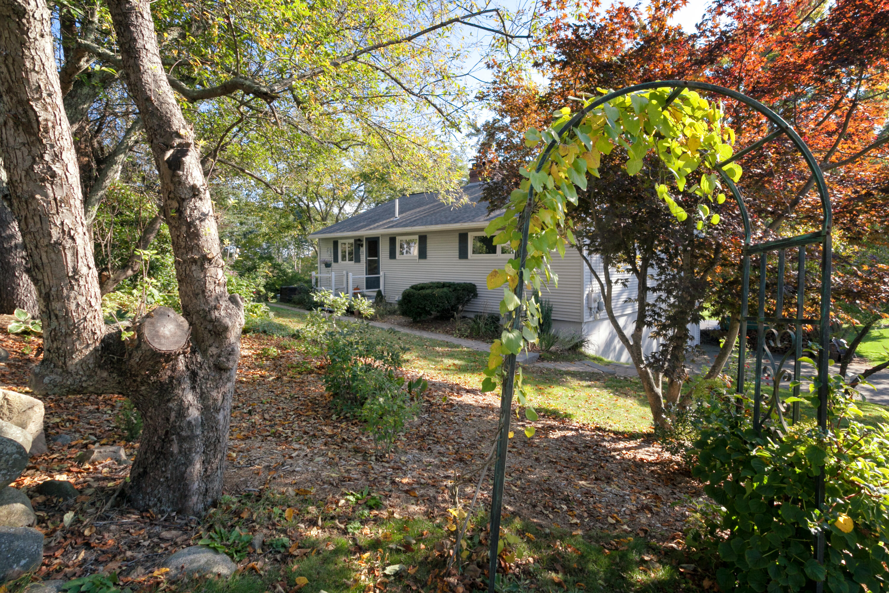 184 Cider Hill Road York, ME 03909 - Photo 33 of 33 9914