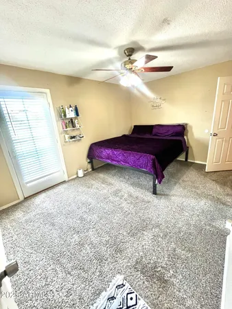 a view of livingroom with furniture