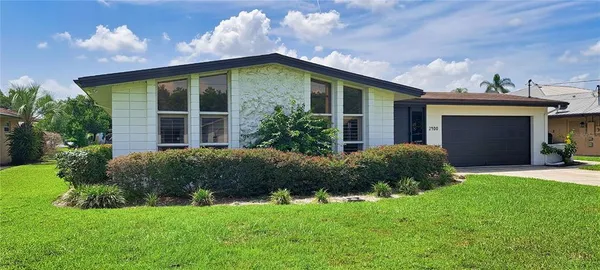 $559,900 | 2400 Lauderdale Court, Orlando, FL 32805
