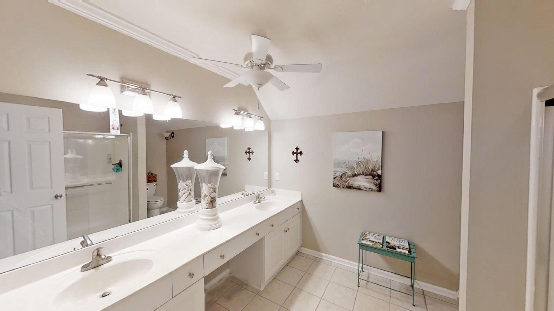 239 Ridge Lake Drive Manning, SC 29102 - Photo 16 of 39 MASTER BATHROOM