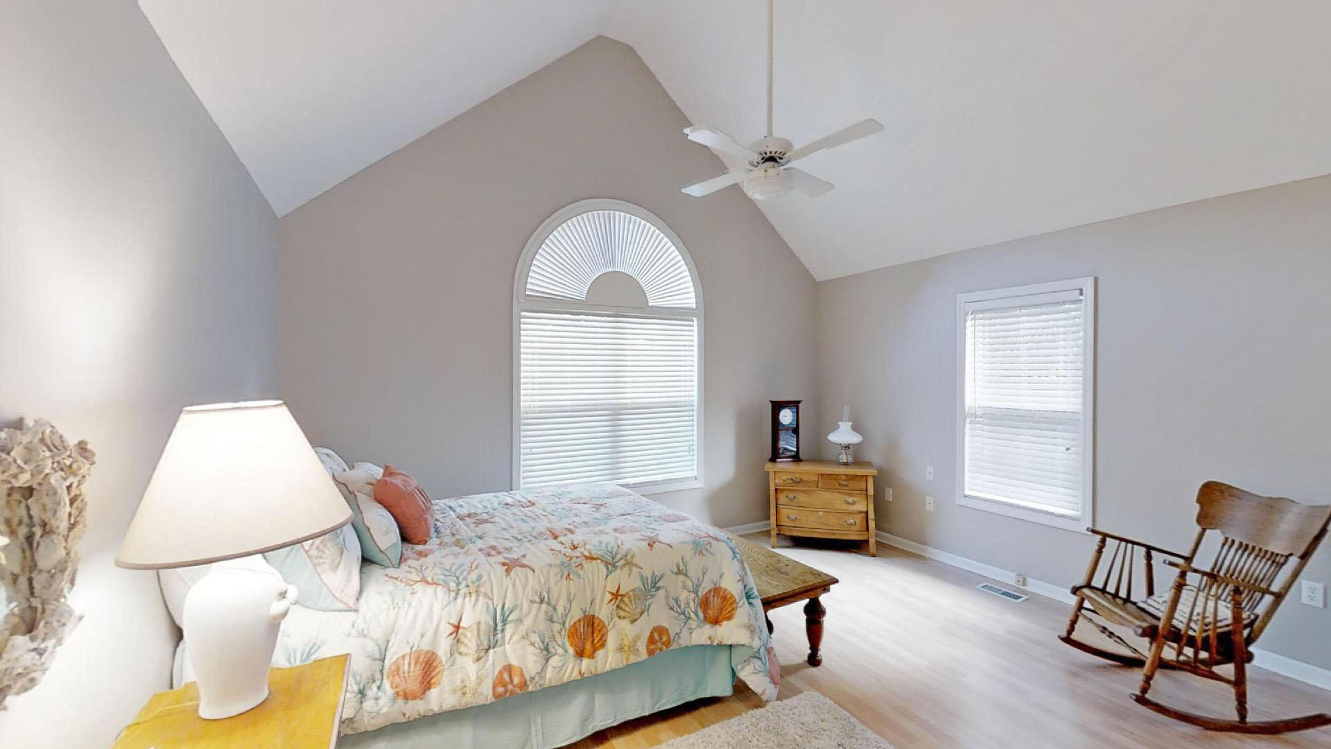 239 Ridge Lake Drive Manning, SC 29102 - Photo 18 of 39 GUEST ROOM