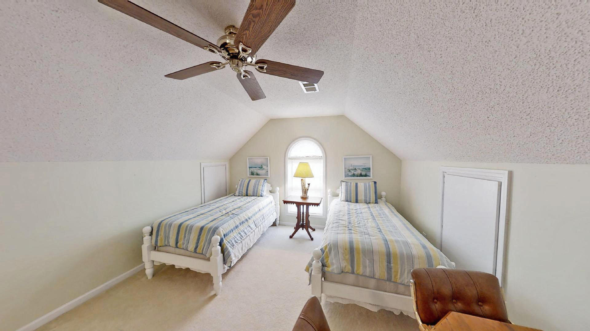 239 Ridge Lake Drive Manning, SC 29102 - Photo 28 of 39 BONUS ROOM / FOURTH BEDROOM