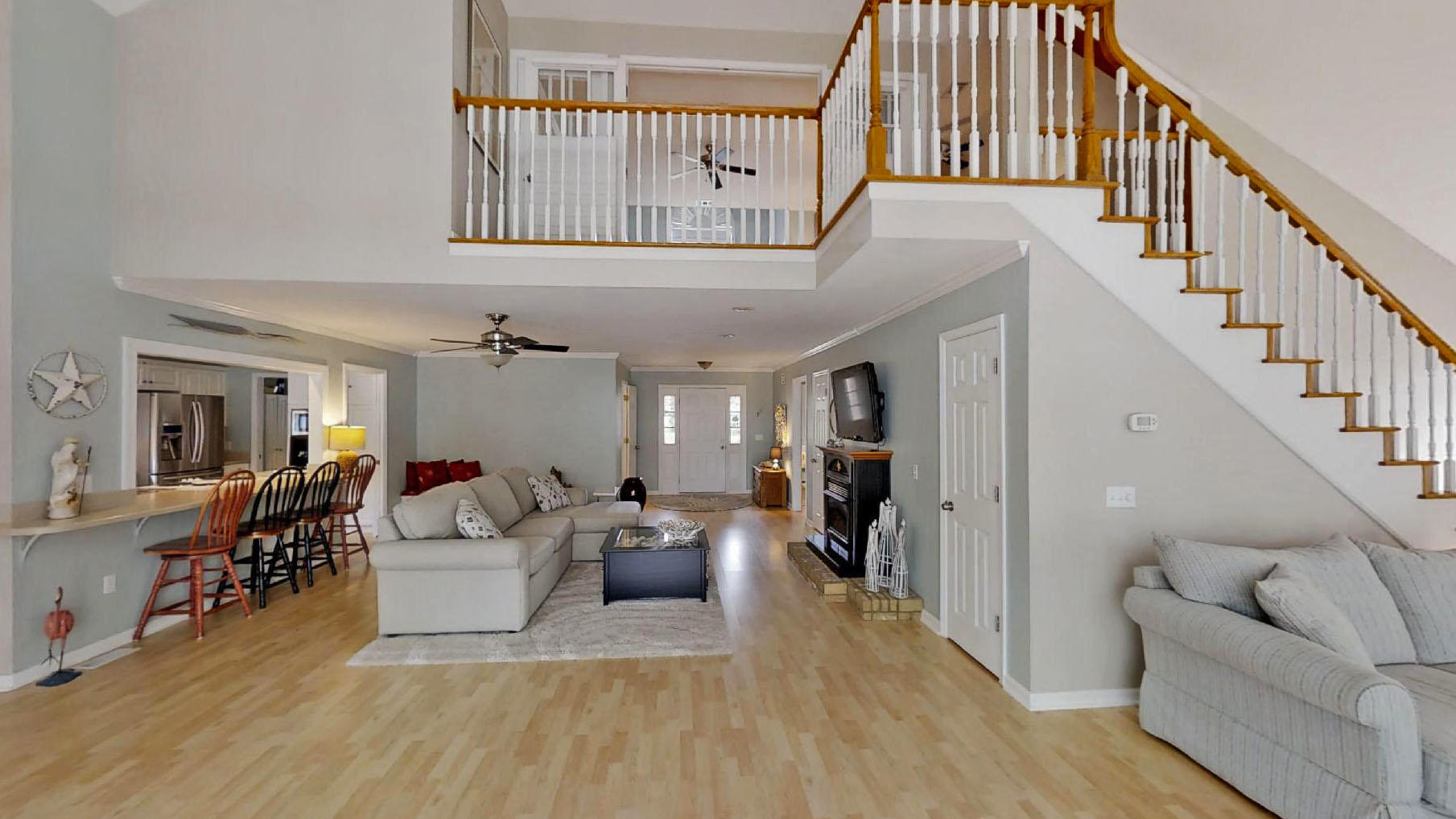 239 Ridge Lake Drive Manning, SC 29102 - Photo 5 of 39 GREAT ROOM
