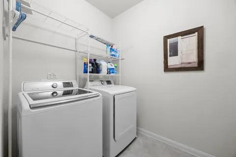 $449,990 | 606 Linares Lane, Austin, TX 78748