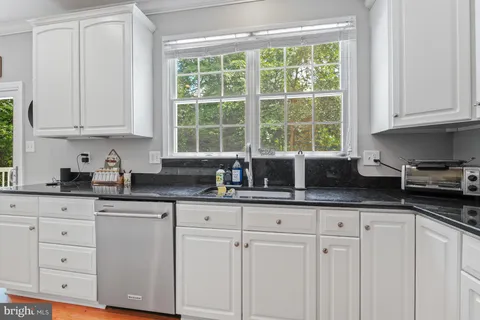 $1,195,000 | 319 Carlyn Drive, Severna Park, MD 21146
